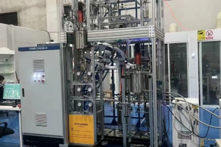 反应釜制冷加热系统运行时需控制好哪些技术参数？