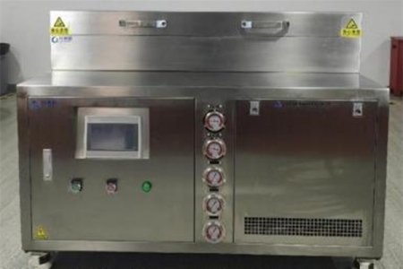 低温冷冻机用什么冷媒好？氨是常见选择！