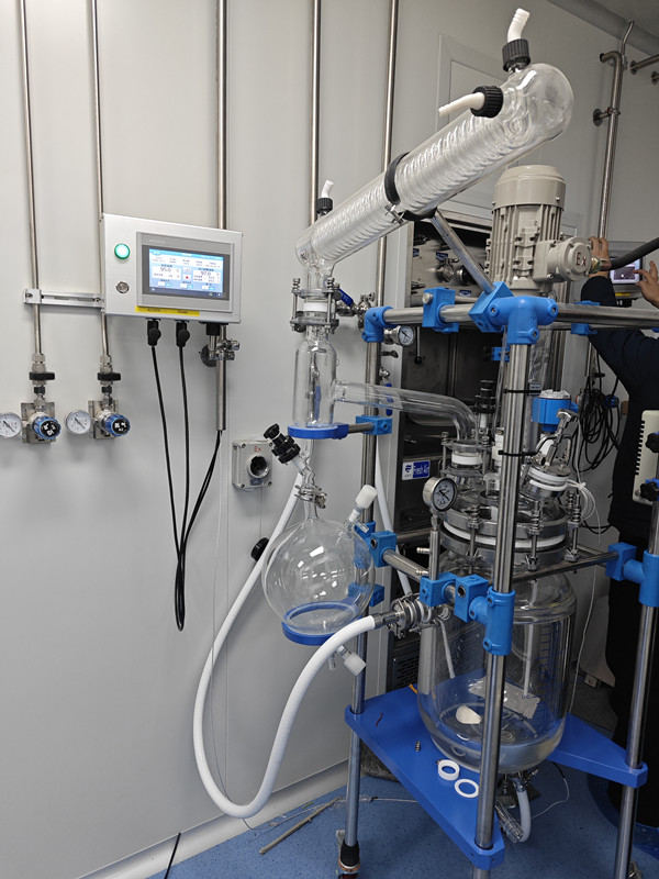 KY开元外置显示型高低温控温系统设备实拍图3